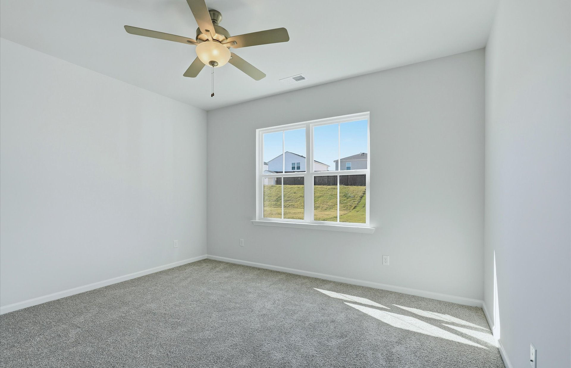 Crestview photo 4