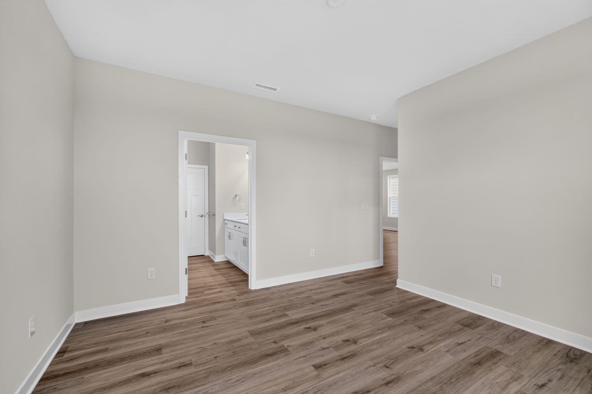 Finch Creek By Del Webb photo 2