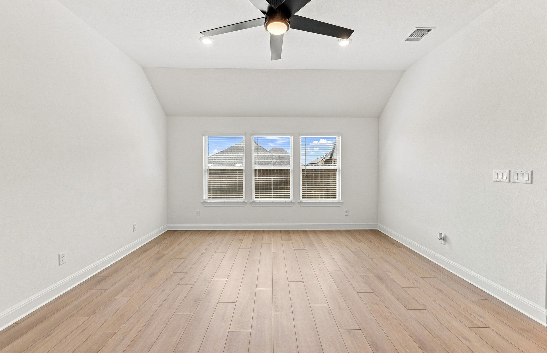 Crescent Bluff photo 6