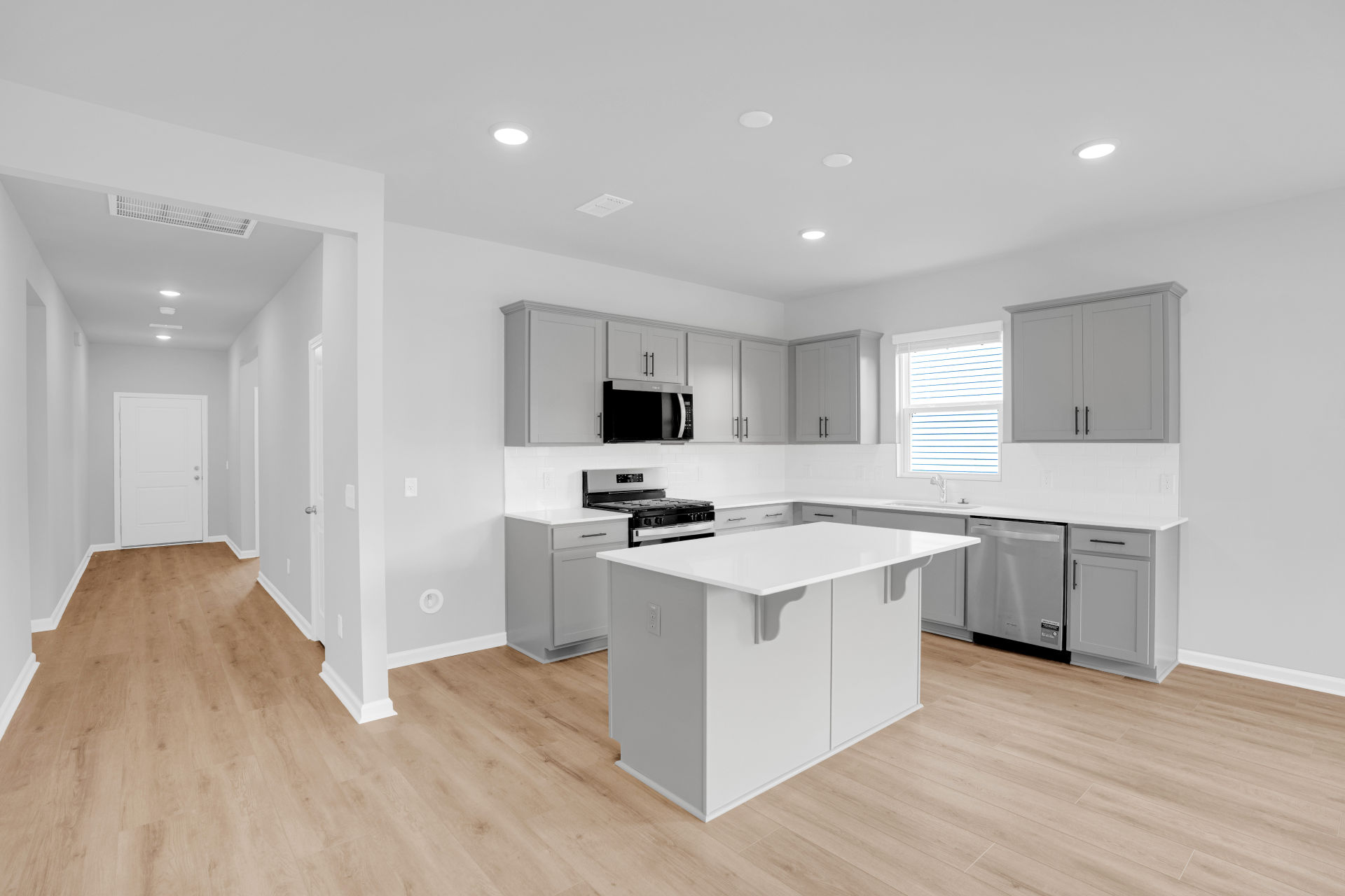 Bradford Pointe photo 2
