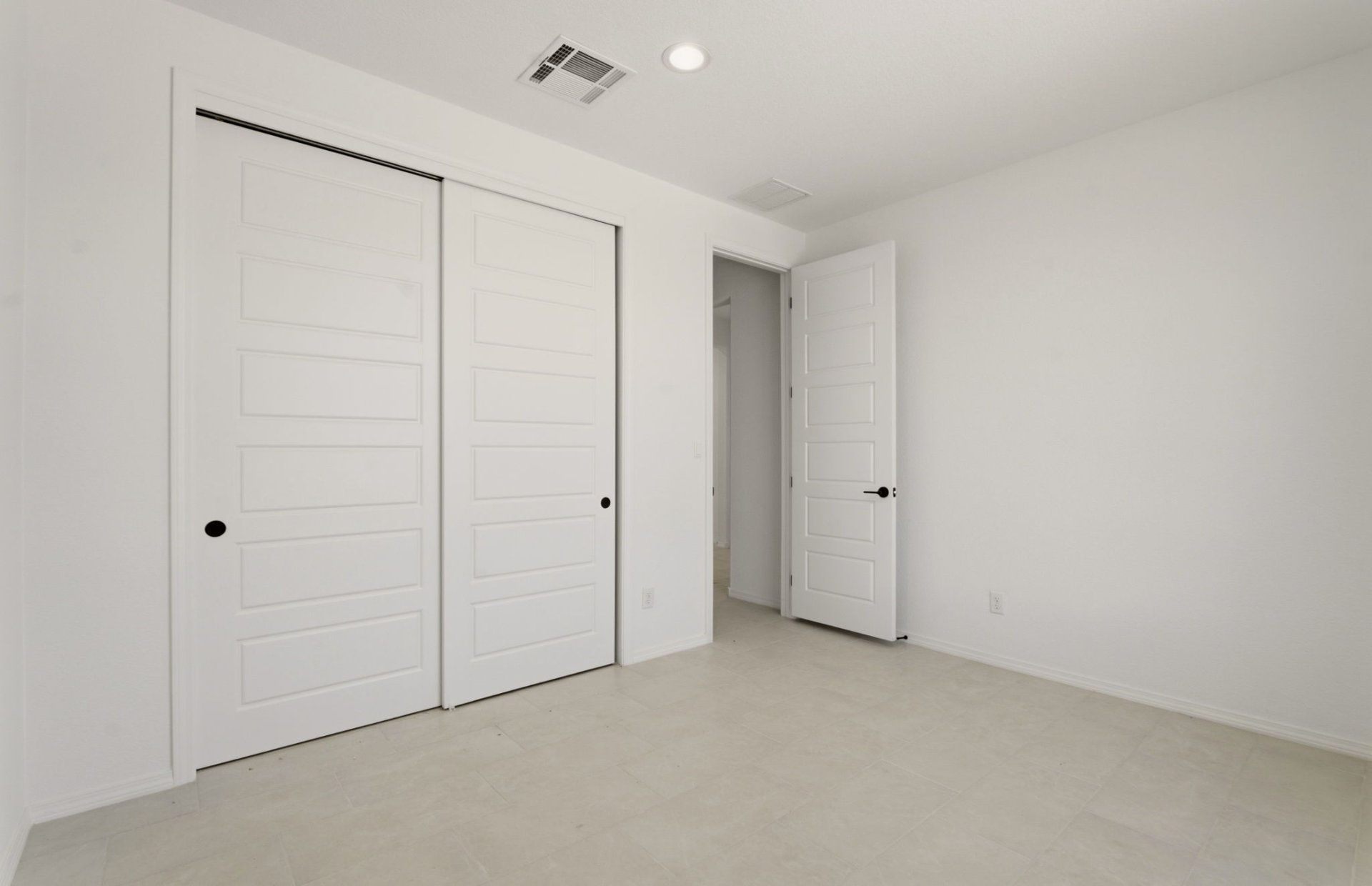 Broadmoor Heights Pointe photo 5
