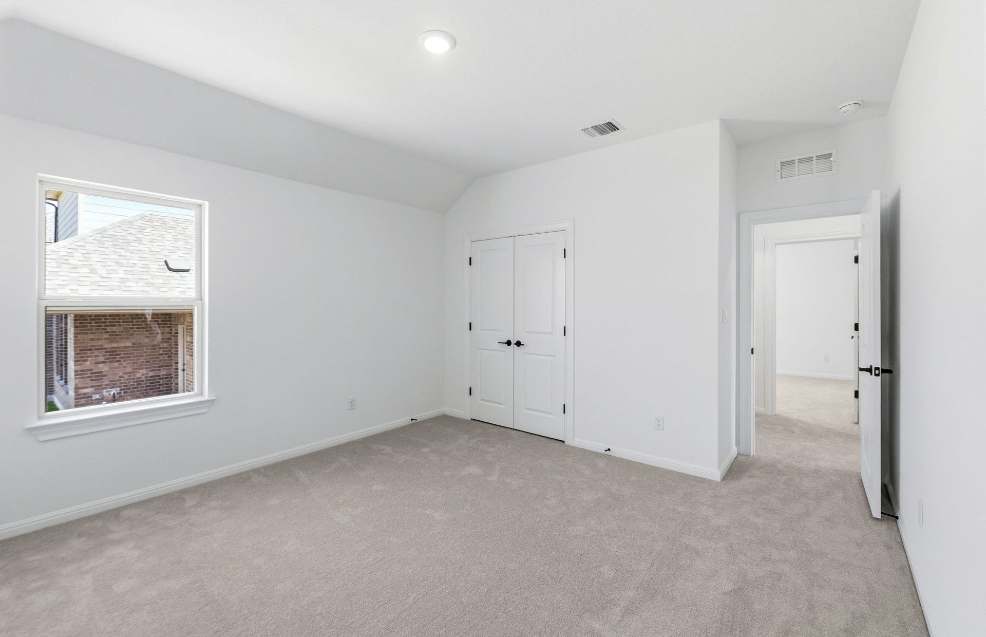 Crescent Bluff photo 4