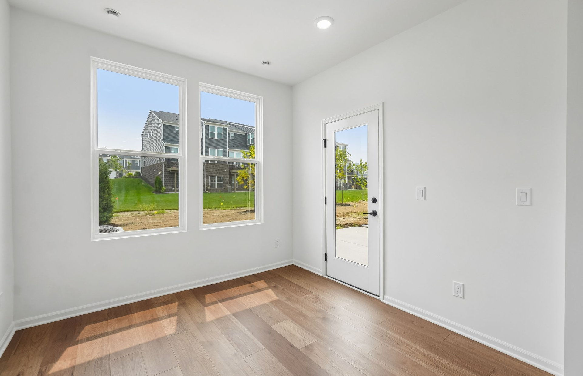 Townes At Lakeview photo 5
