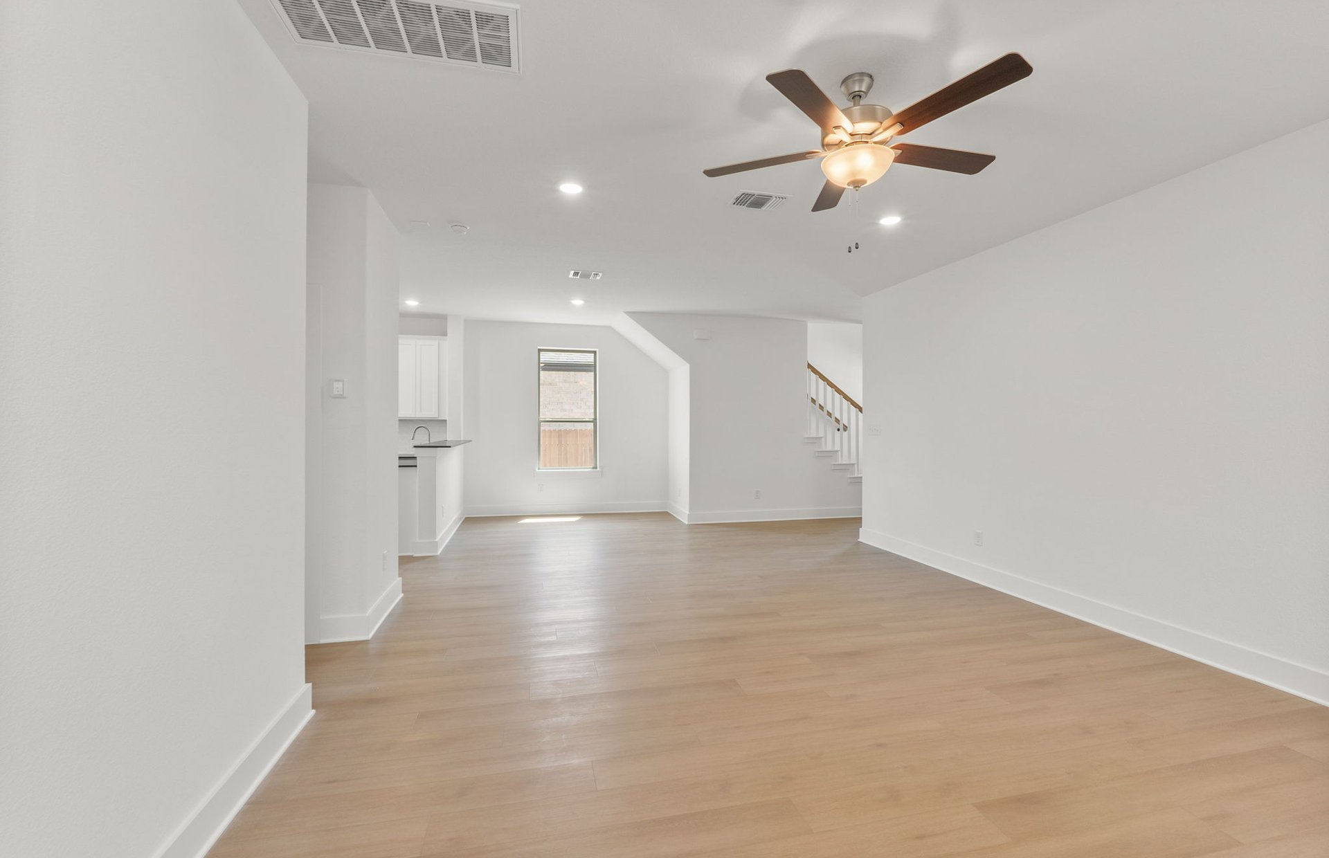 Cameron Place photo 4