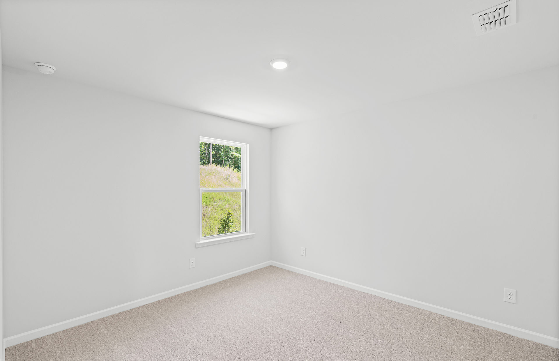 Avery Ridge photo 2