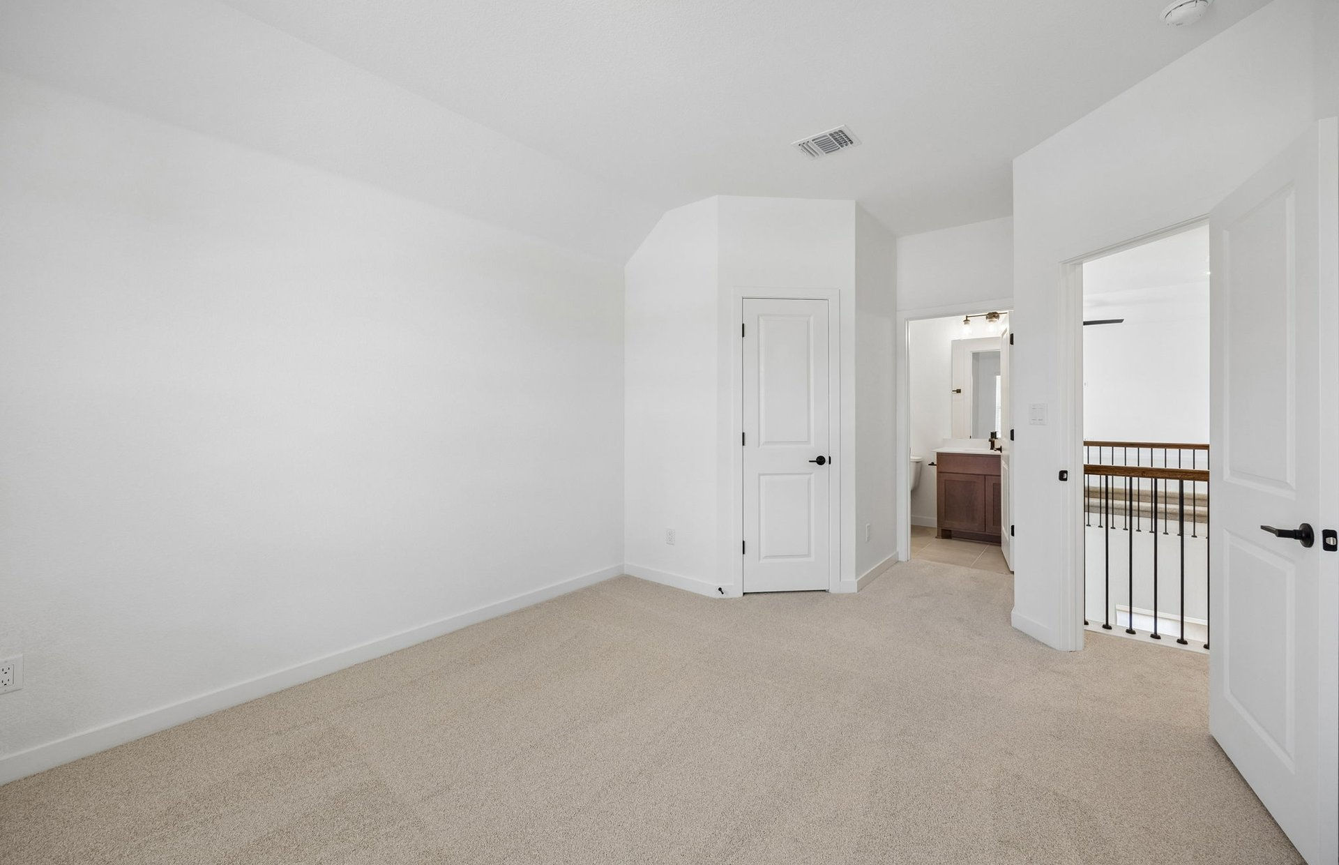 Crescent Bluff photo 6