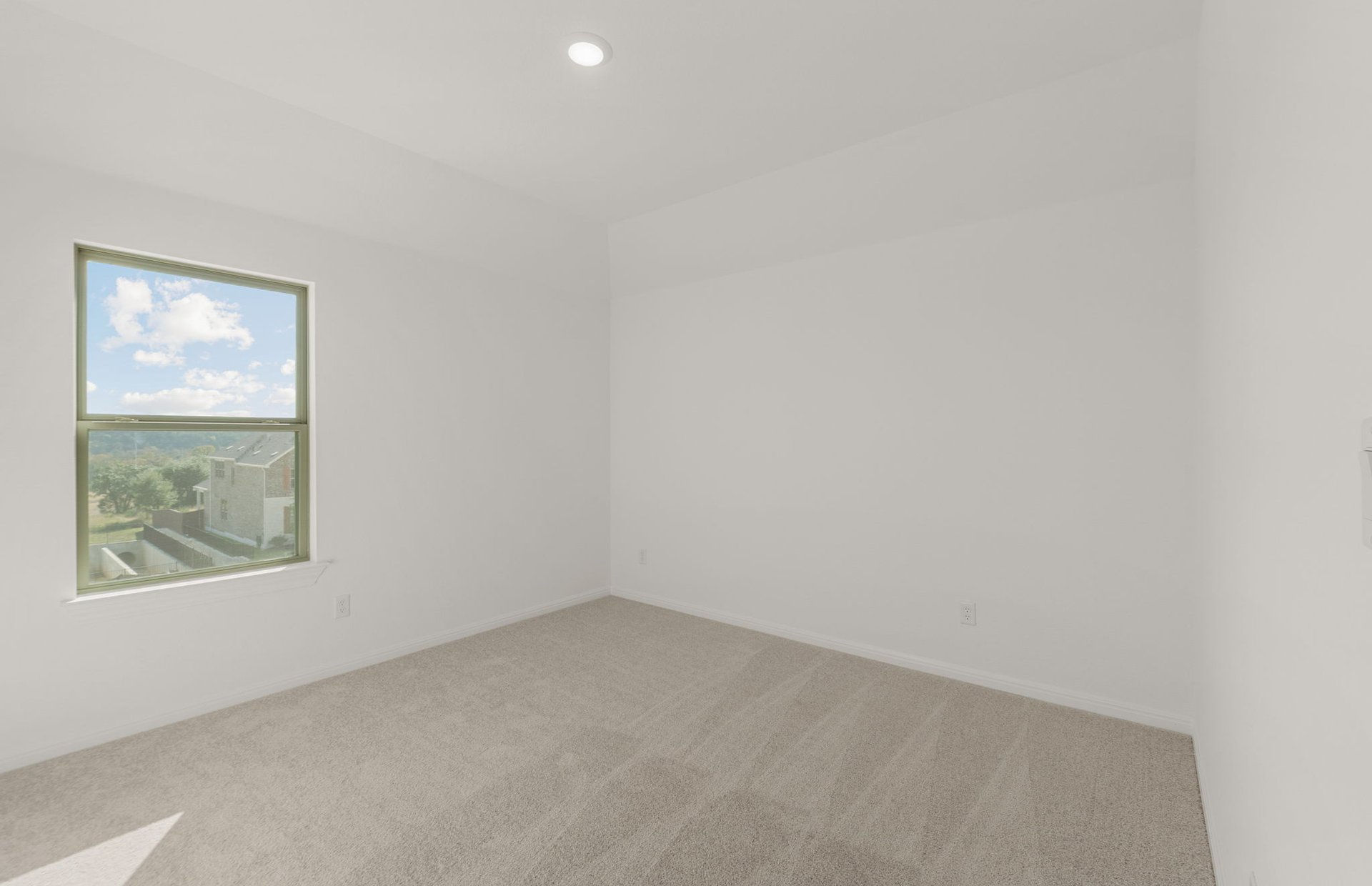 Crescent Bluff photo 3