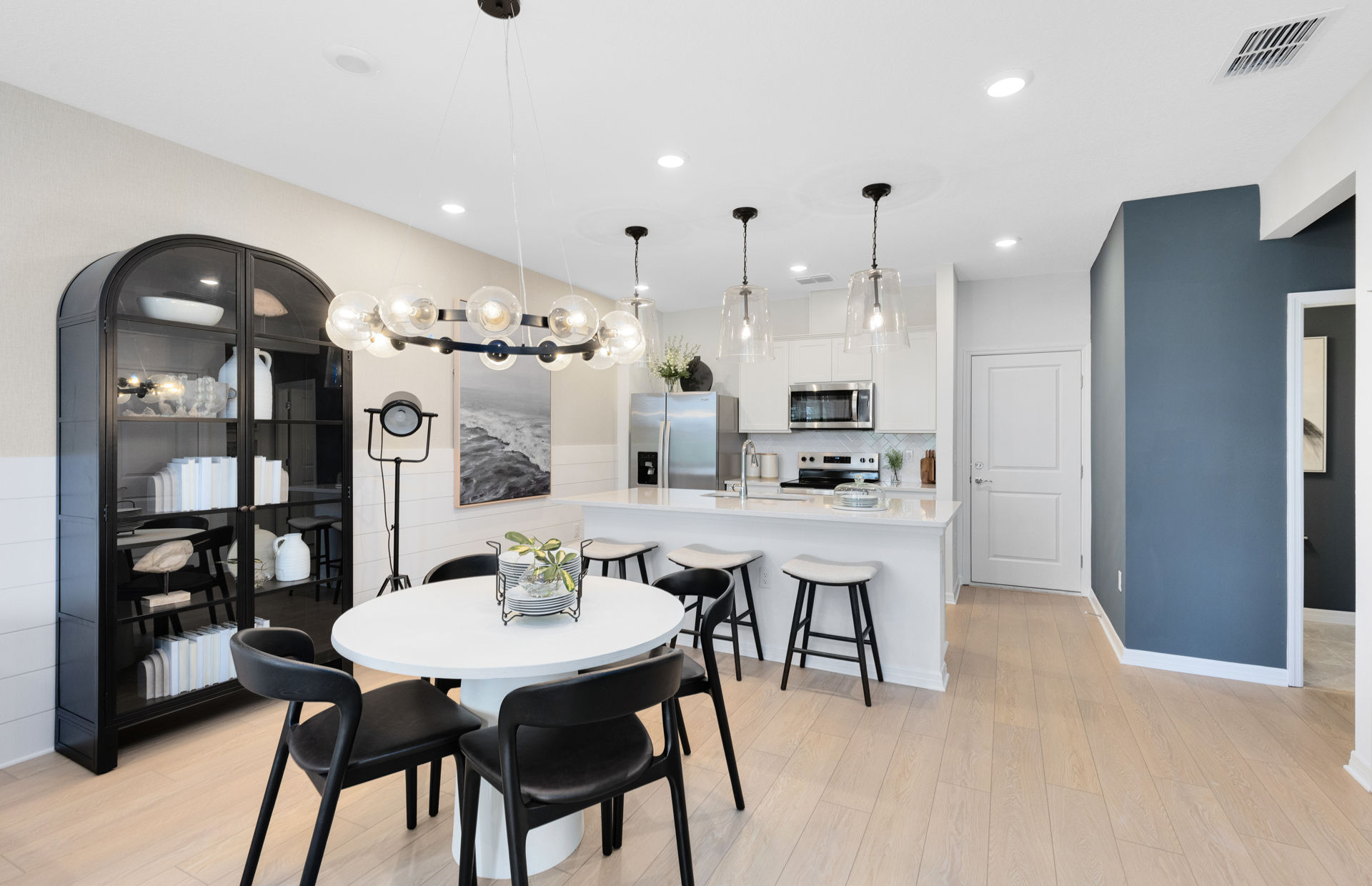 Silverleaf Oaks
