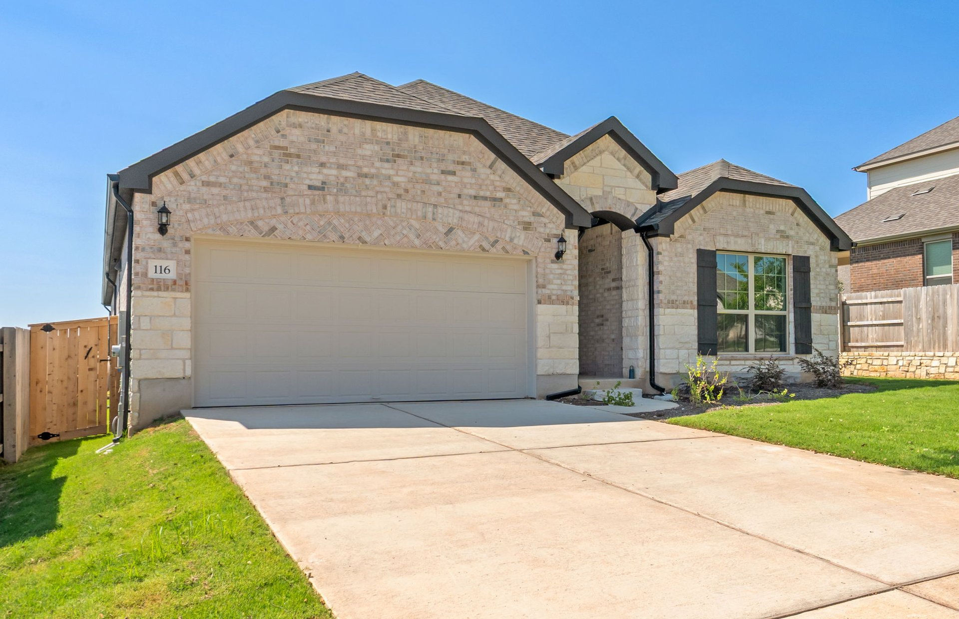 Crescent Bluff photo 6