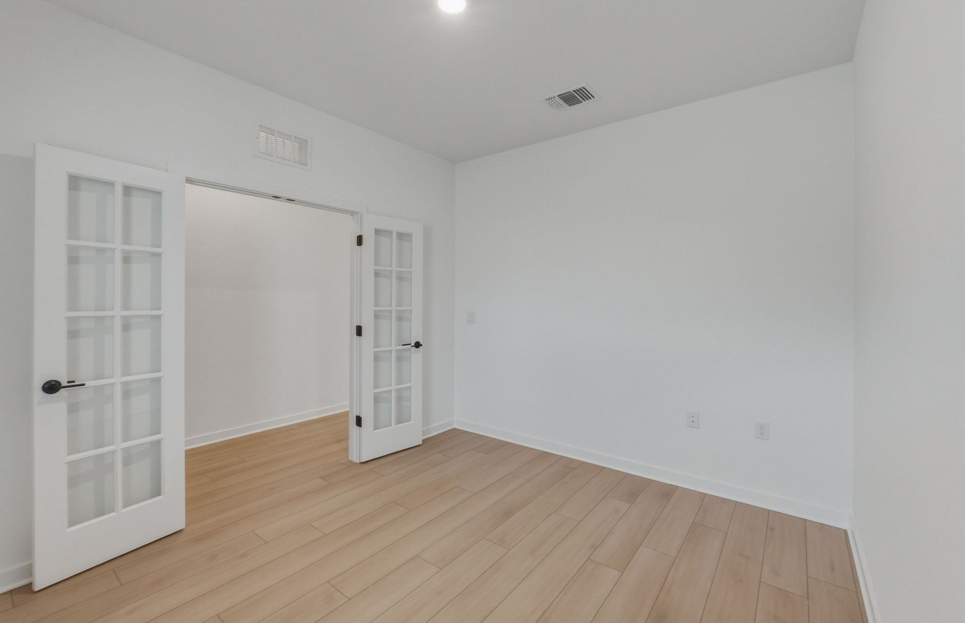 Woodside photo 6