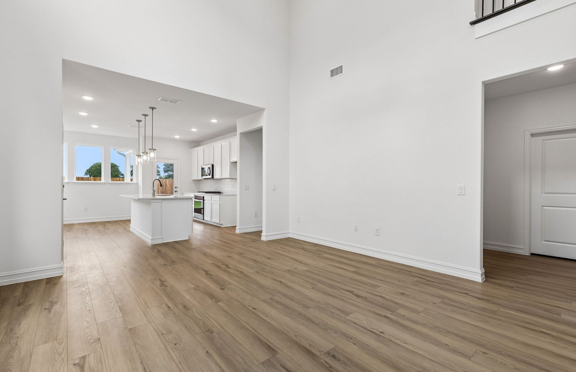Crested Butte at 1028 Hammy Lane, Aubrey, Texas: photo 2