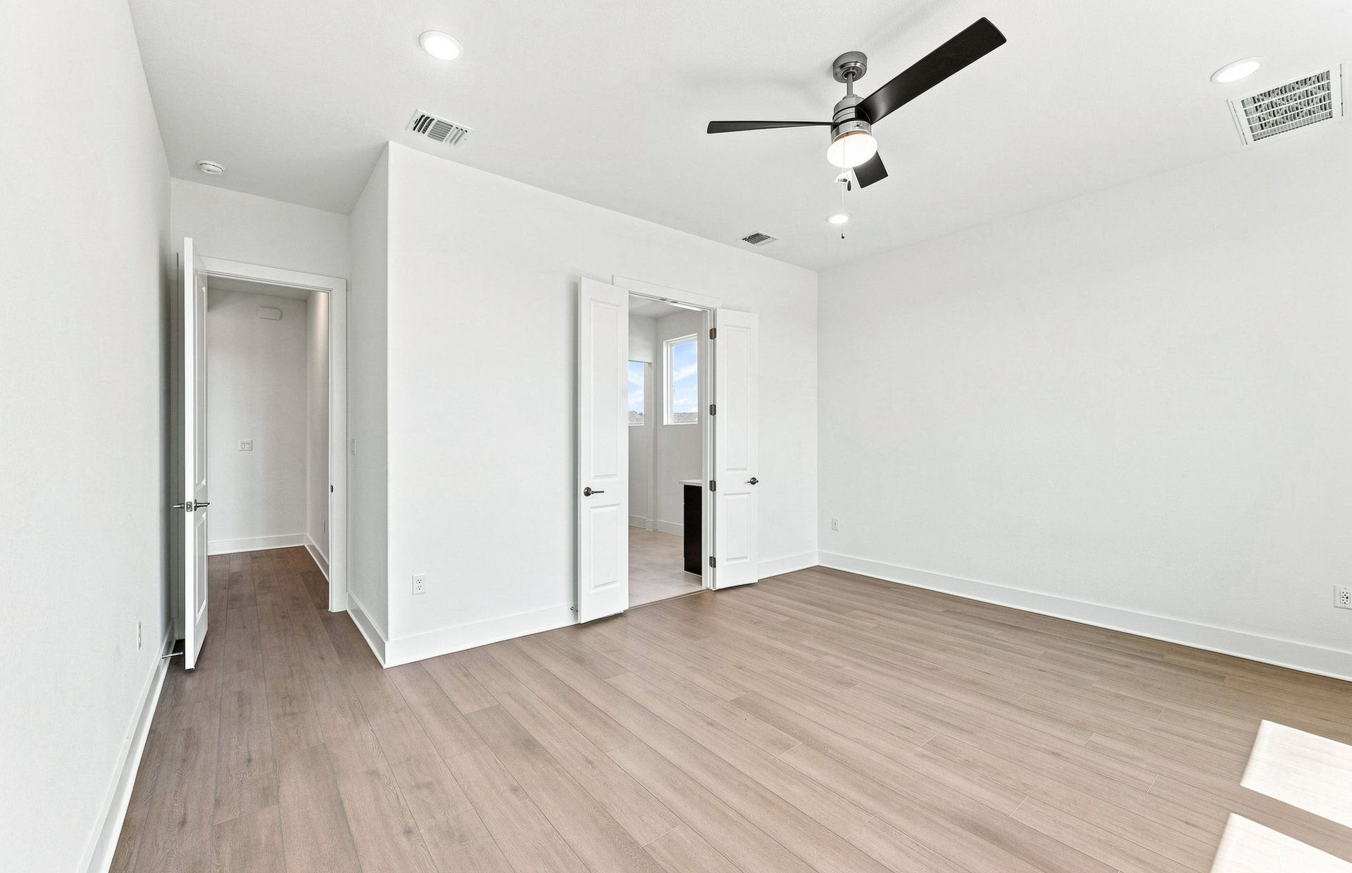 Kuempel Estates photo 3