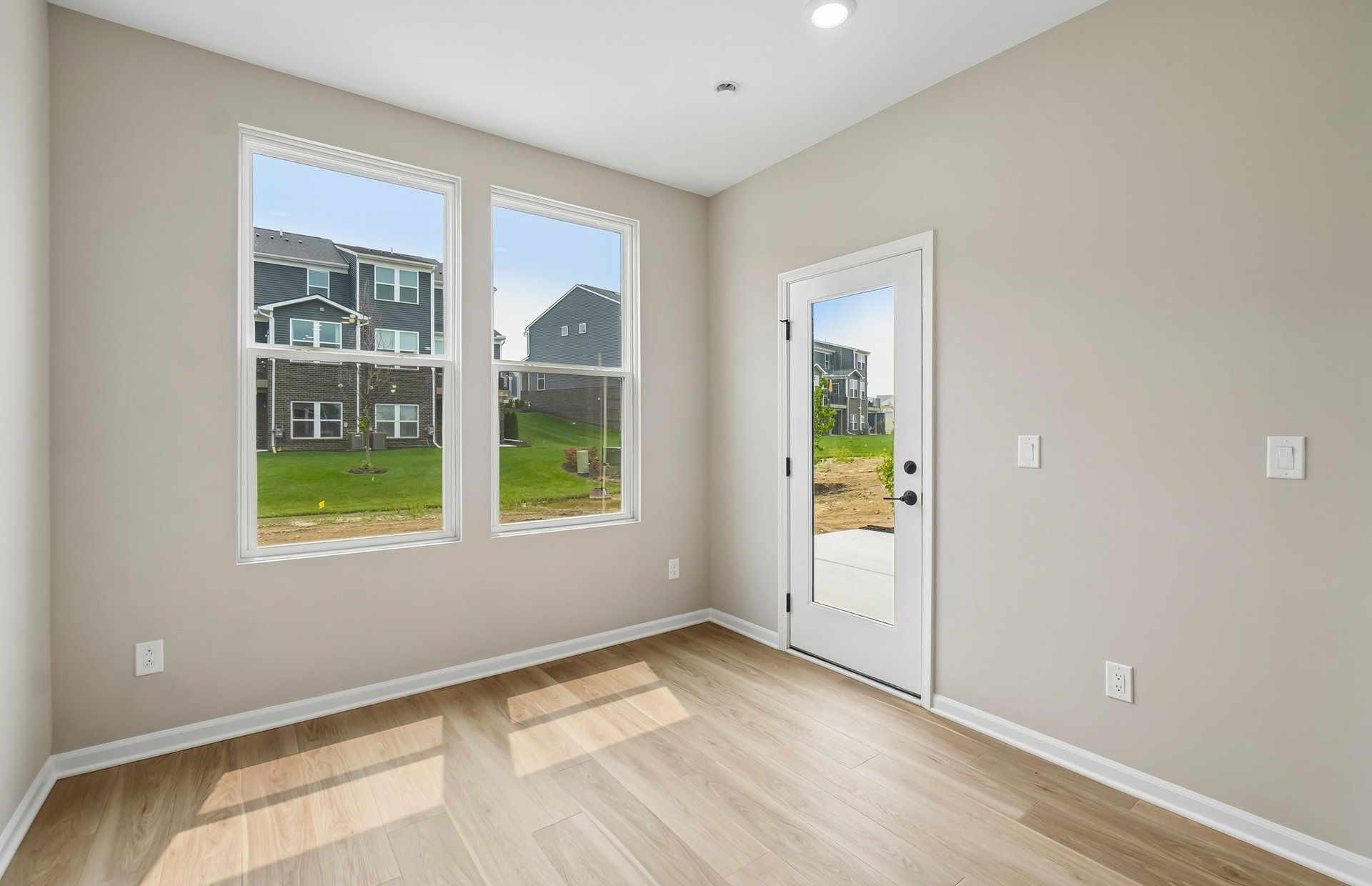 Townes At Lakeview photo 4