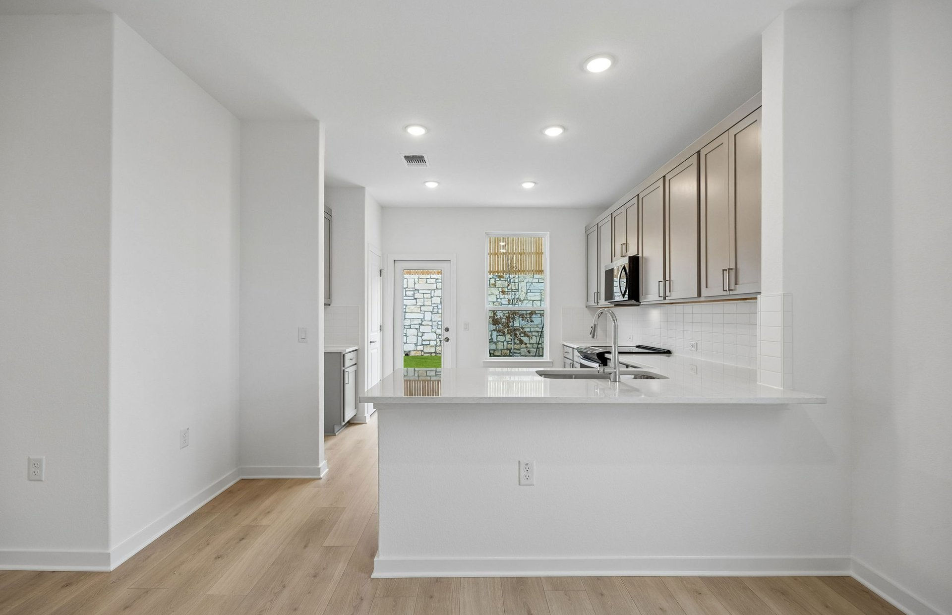 Cameron Place photo 6