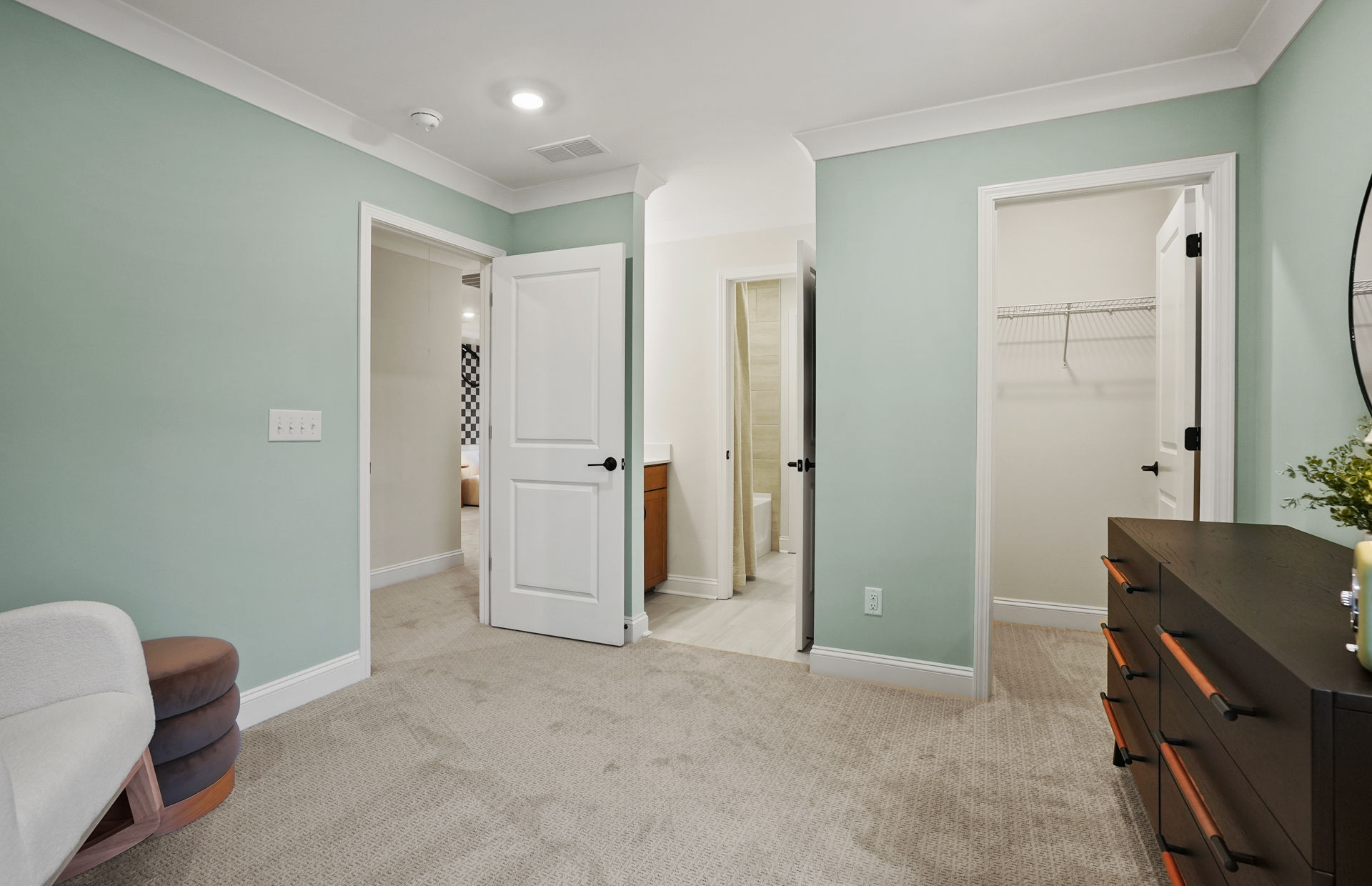 Elmbrook photo 5