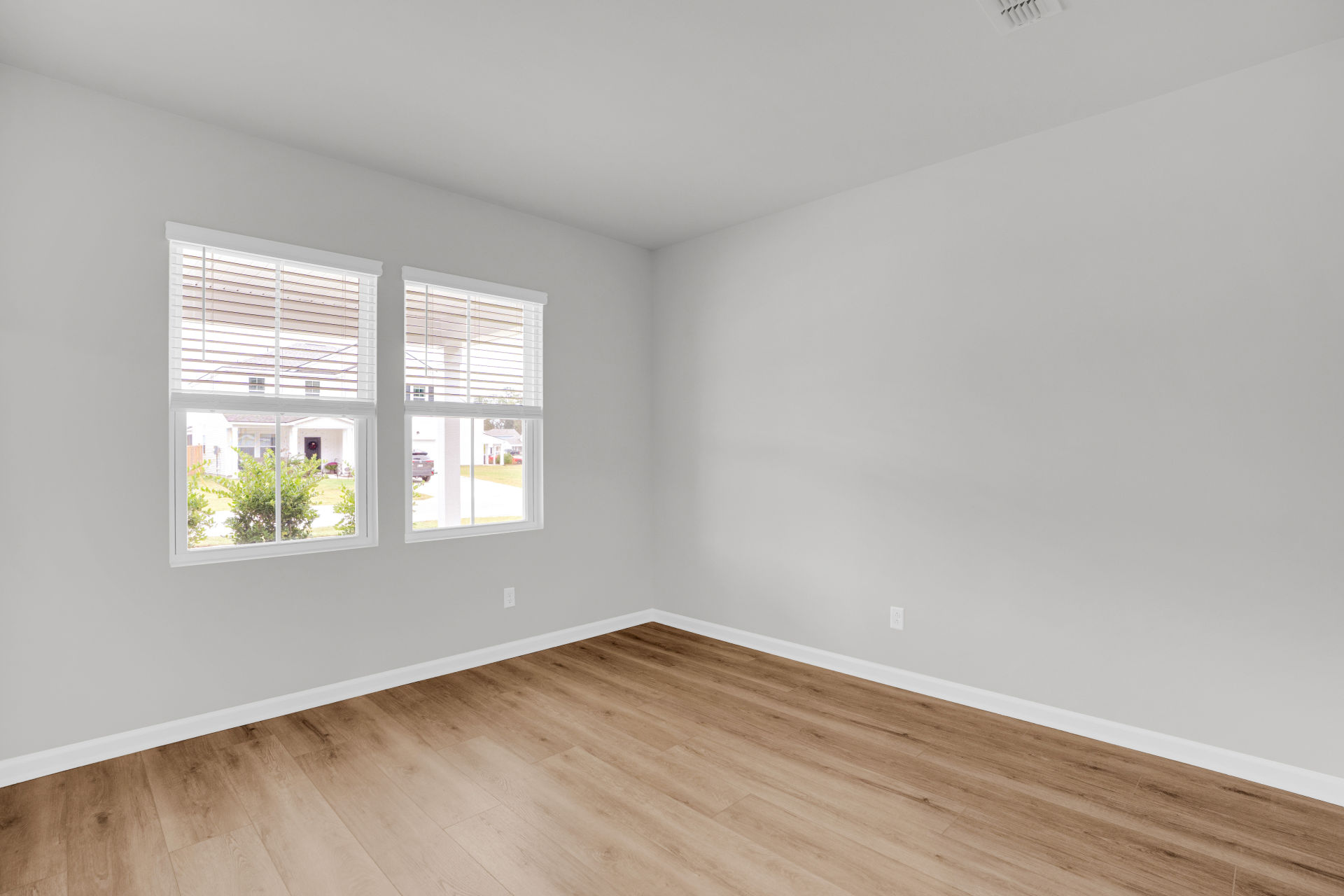 Bradford Pointe photo 2