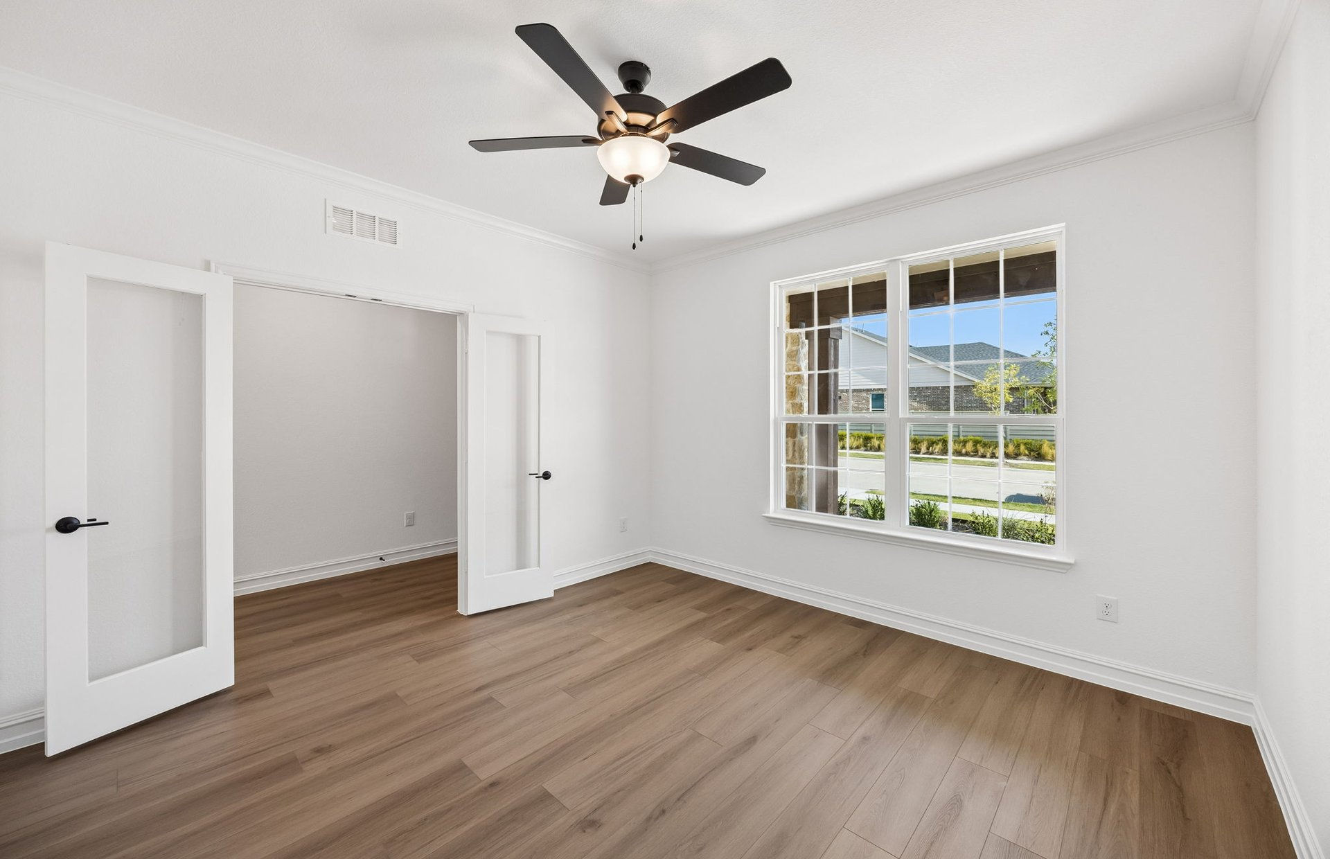 Sweetwater at 11221 Orchard Lane, Justin, Texas: photo 2